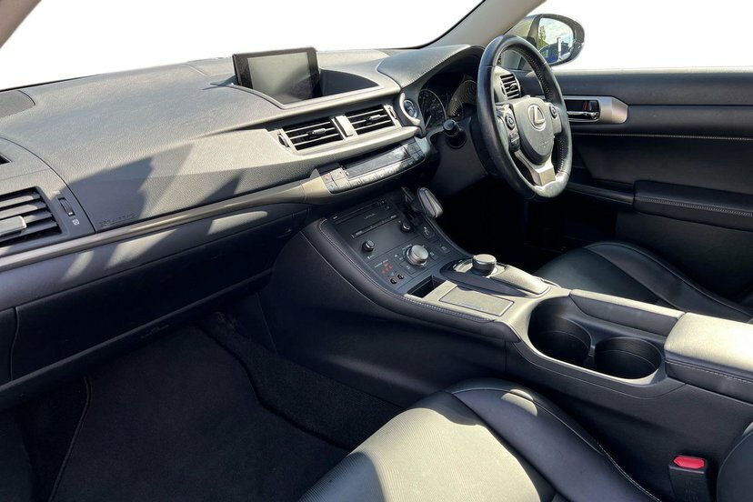 Lexus CT 1.8 200H Executive Edition Hatchback Hy FV17JXU Silver #2
