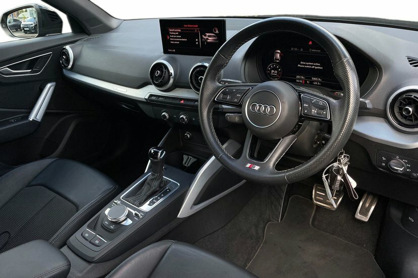 Audi Q2 1.5 Tfsi Cod 35 S Line Suv S Tronic 15 LO70KUC Black #6