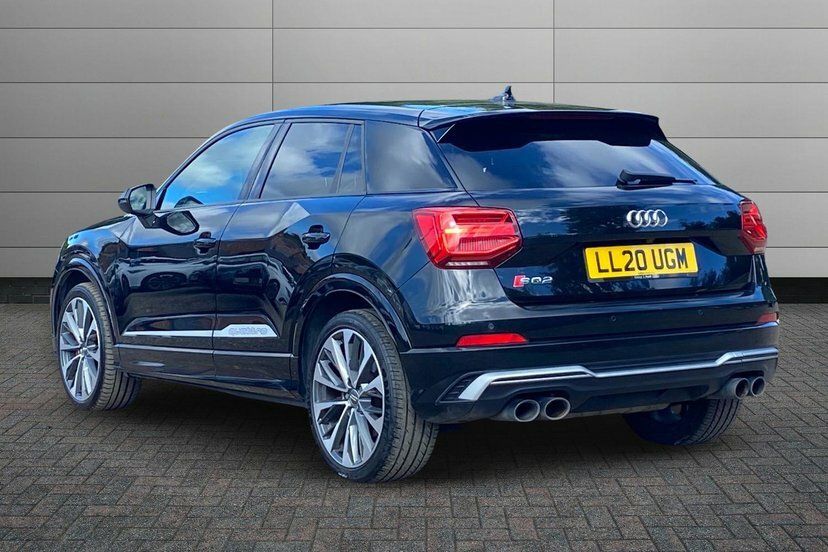 Audi SQ2 2.0 Tfsi Black Edition Suv S Tronic Qua Black #3
