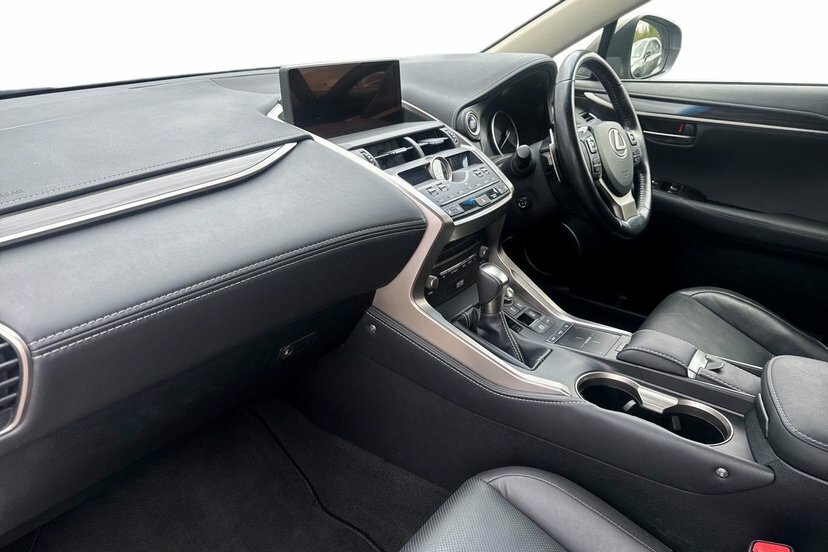 Lexus NX 2.5 300H Takumi Suv Hybrid E-cvt 4Wd 1 Silver #2