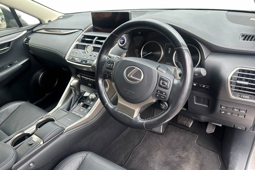 Lexus NX 2.5 300H Takumi Suv Hybrid E-cvt 4Wd 1 Silver #6