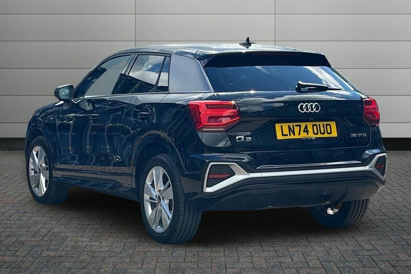 Audi Q2 1.5 Tfsi Cod 35 S Line Suv S Tronic Te Black #3