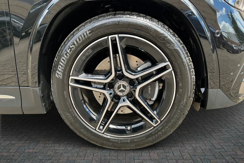 Mercedes-Benz GLA Class 1.3 Gla200h Mhev Amg Line Executive Suv Petr Black #4