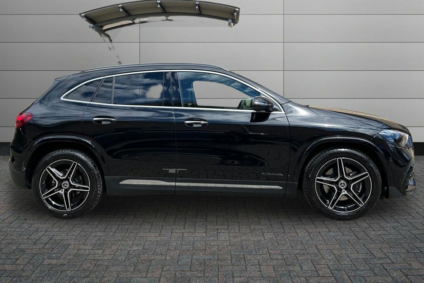 Mercedes-Benz GLA Class 1.3 Gla200h Mhev Amg Line Executive Suv Petr Black #3
