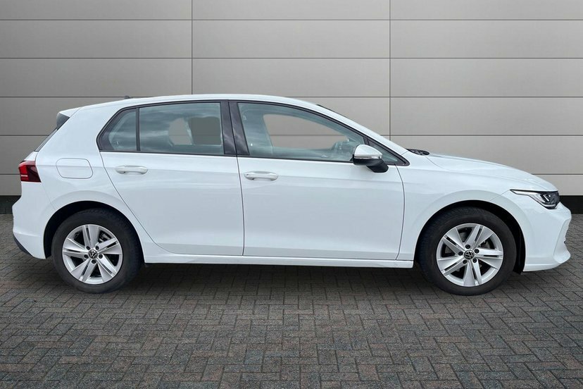Volkswagen Golf 1.5 Tsi Life Hatchback 115 Ps MV74KOA White #4