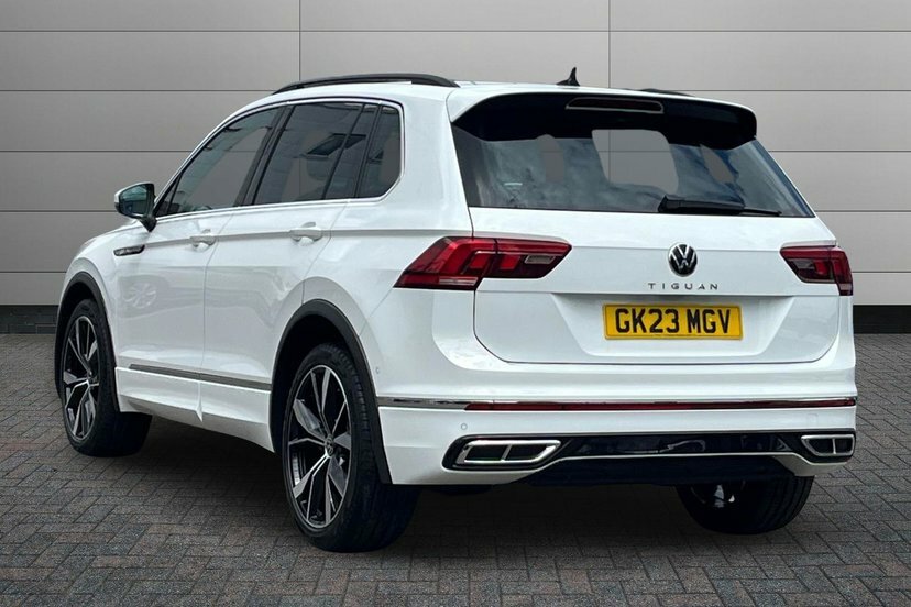 Volkswagen Tiguan 1.5 Tsi R-line Suv Dsg 150 Ps GK23MGV White #3