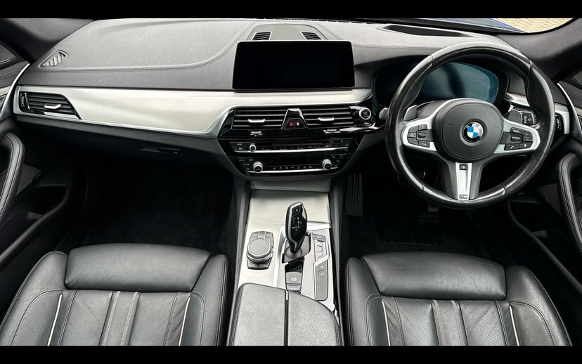 BMW 5 Series 540I Xdrive M Sport Touring YB19HRD Black #4