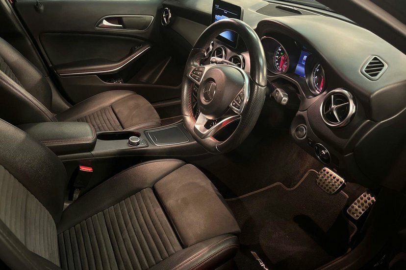 Mercedes-Benz GLA Class Gla 250 4Matic Amg Line Premium DV18VEO Black #5
