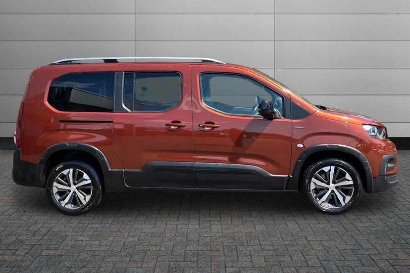 Peugeot Rifter 1.5 Bluehdi Gt Line Long Mpv Eat 130 P Brown #4