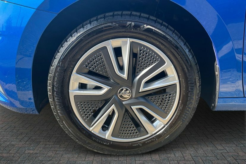 Skoda Fabia 1.0 Tsi Se L Hatchback Dsg 110 Ps Blue #5