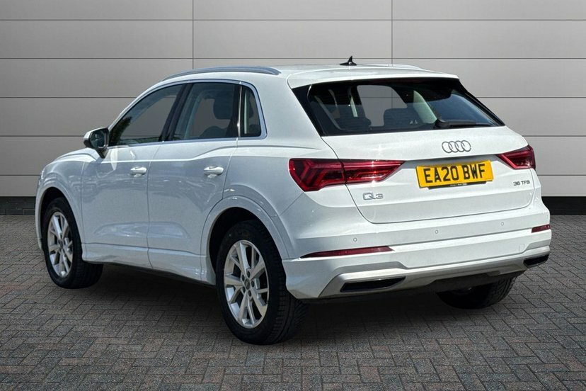 Audi Q3 1.5 Tfsi Cod 35 Sport Suv 150 P EA20BWF White #3