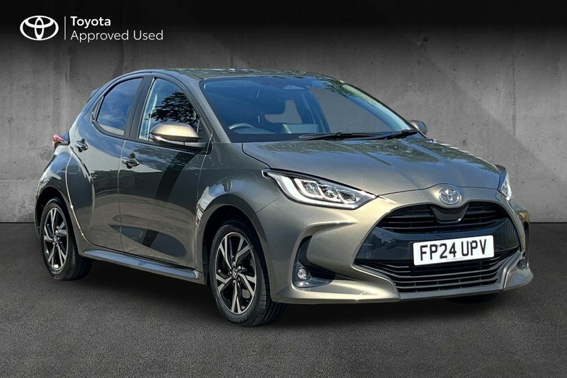 Toyota Yaris 1.5 Vvt-h Design Hatchback Hybrid E-cvt Brown