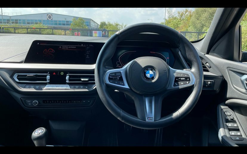 BMW 1 Series 118I M Sport AO71UVC Black #5