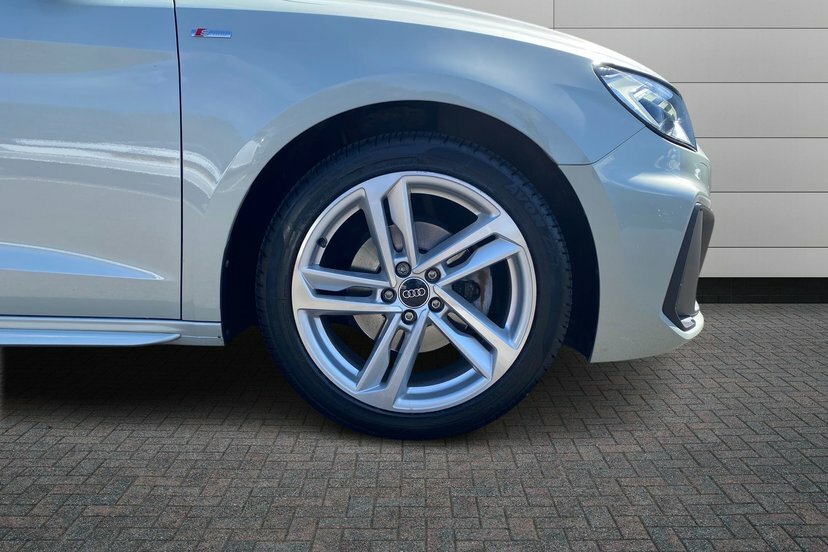 Audi A1 1.0 Tfsi 30 S Line Sportback 11 WN23OJM Silver #5