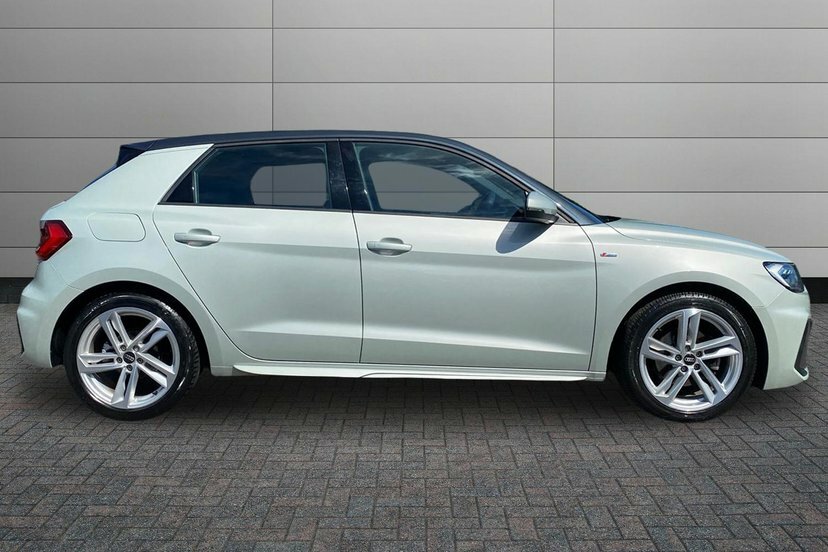Audi A1 1.0 Tfsi 30 S Line Sportback 11 WN23OJM Silver #4
