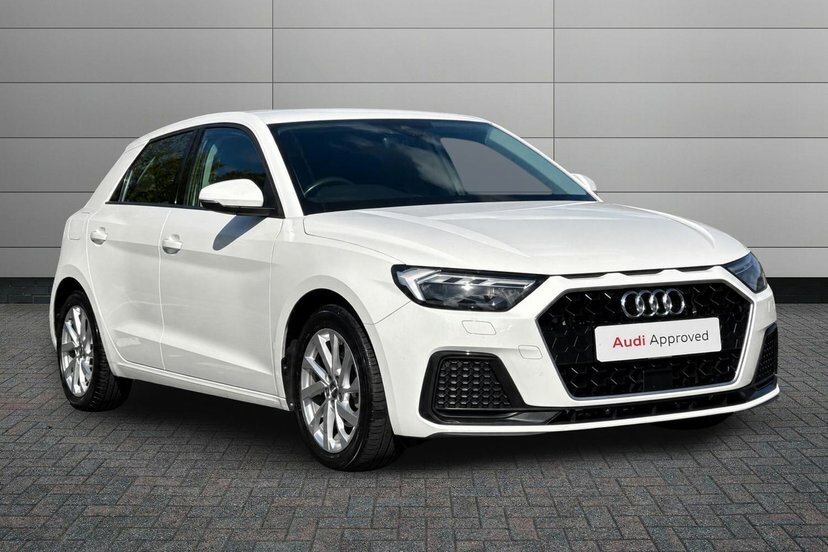 Audi A1 1.5 Tfsi 35 Sport Sportback S Tronic 1 EY71WJV White