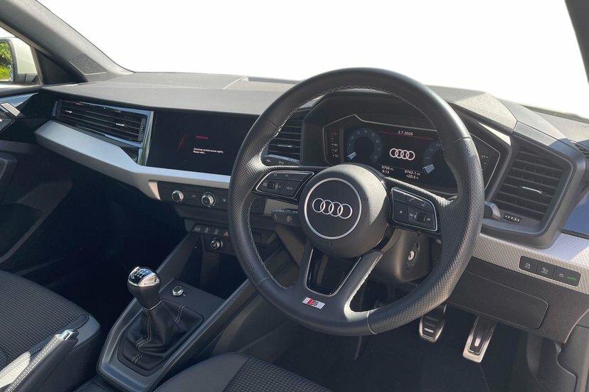 Audi A1 1.0 Tfsi 30 S Line Sportback 11 VX24PHY Silver #6