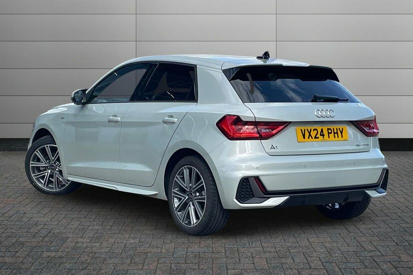 Audi A1 1.0 Tfsi 30 S Line Sportback 11 VX24PHY Silver #3