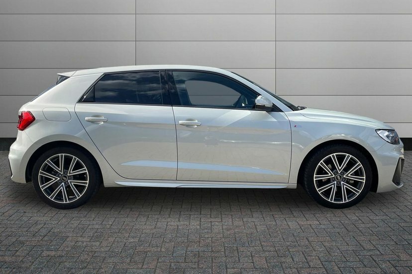 Audi A1 1.0 Tfsi 30 S Line Sportback 11 VX24PHY Silver #4