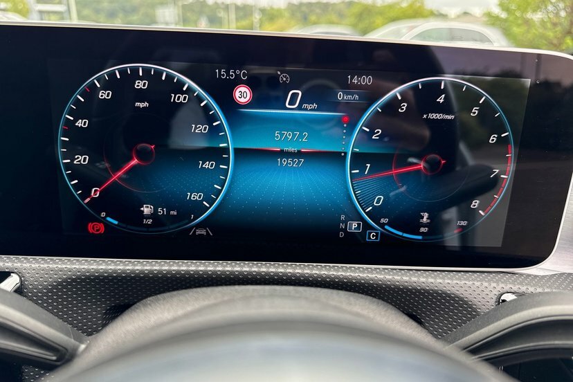 Mercedes-Benz CLA Class Cla180 Amg Line Premium Plus White #6