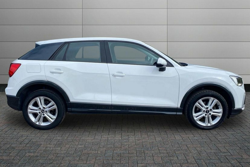 Audi Q2 1.5 Tfsi Cod 35 Sport Suv S Tronic 150 White #4