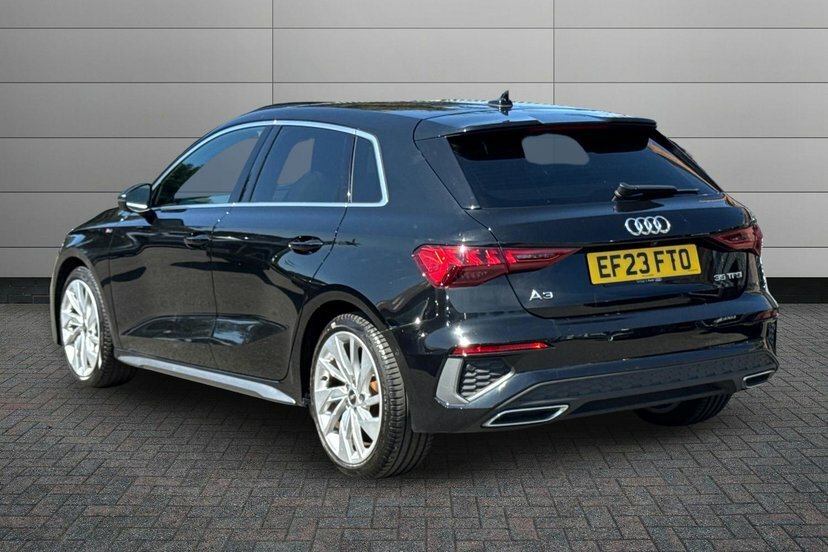 Audi A3 1.5 Tfsi 35 S Line Sportback S Tronic EF23FTO Black #3