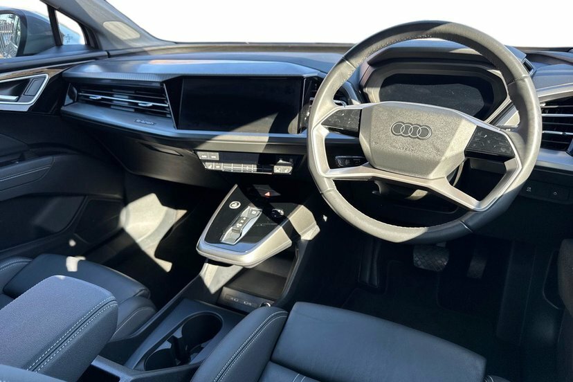 Audi Q4 E Tron 45 Sport Suv 82Kwh 286 Ps EK74DKO Grey #6