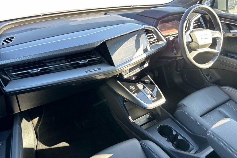 Audi Q4 E Tron 45 Sport Suv 82Kwh 286 Ps EK74DKO Grey #2