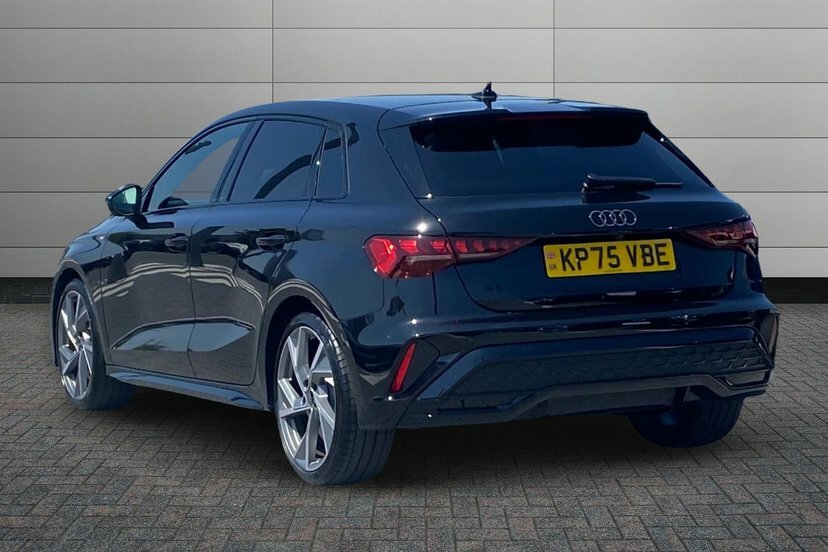Audi A3 1.5 Tfsi Black Edition Sportback S Tron KP75VBE Black #3