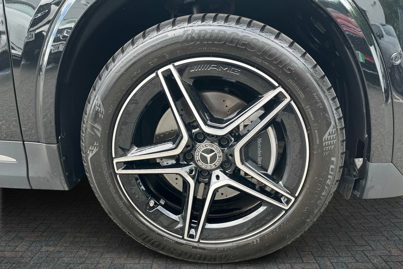 Mercedes-Benz GLA Class 2.0 Gla220d Amg Line Executive Suv 8G KP75LGF Black #4