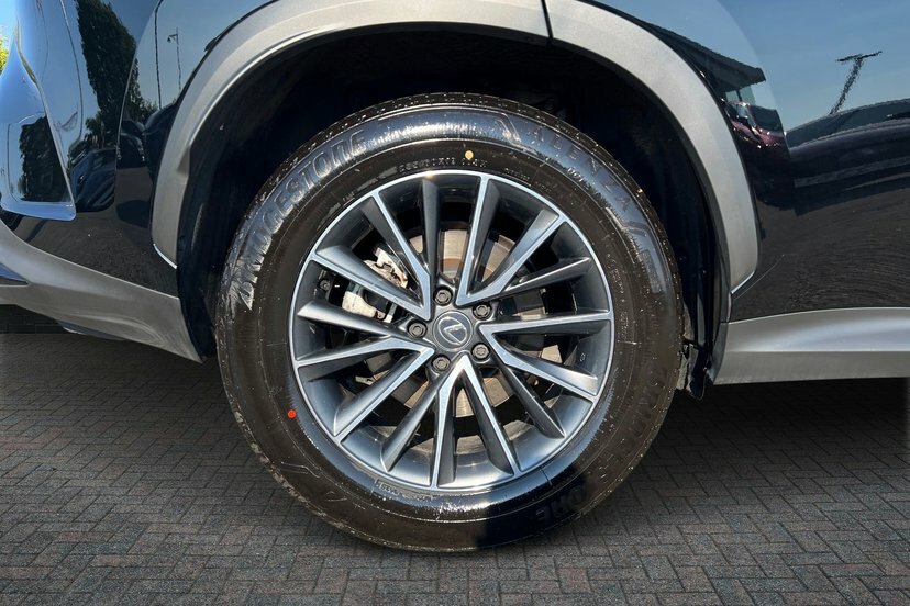 Lexus NX 2.5 450H 18.1Kwh Premium Suv Plug-in H FL75DBX Black #5