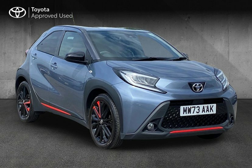 Toyota Aygo X 1.0 Vvt-i Undercover Hatchback Black