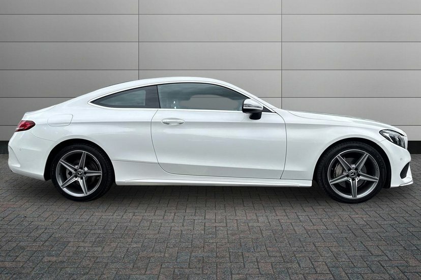Mercedes-Benz C Class 2.0 C200 Amg Line Coupe 184 Ps White #3