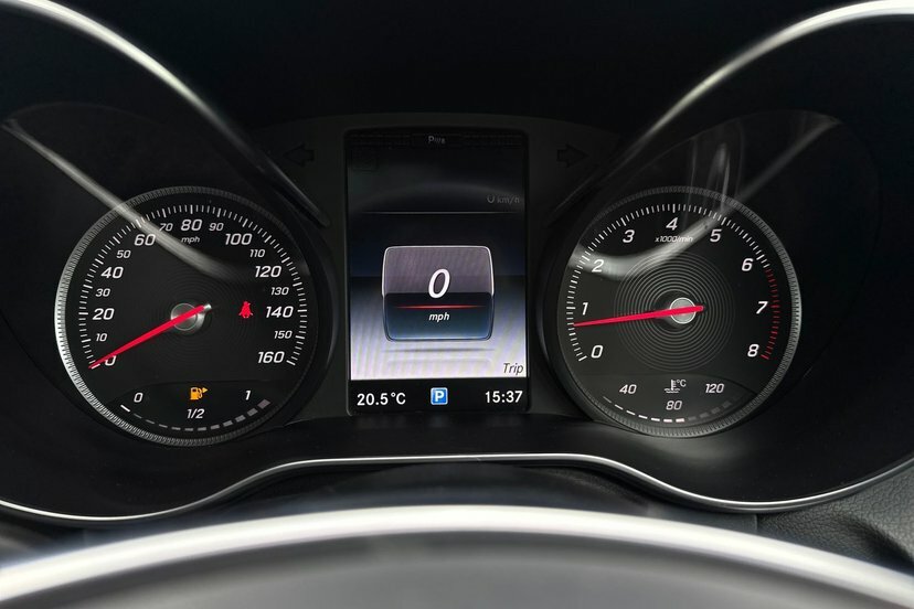 Mercedes-Benz C Class 2.0 C200 Amg Line Coupe 184 Ps White #6