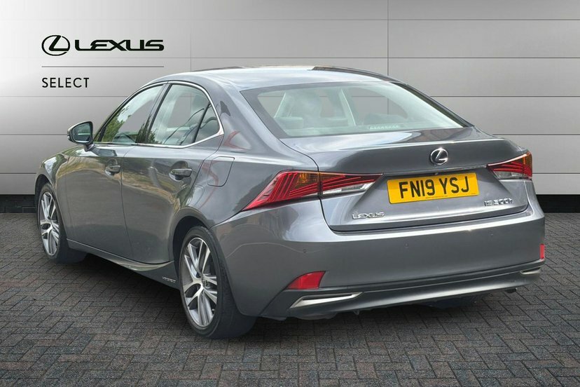 Lexus IS 2.5 300H Saloon Hybrid E-cvt 223 Ps Grey #3