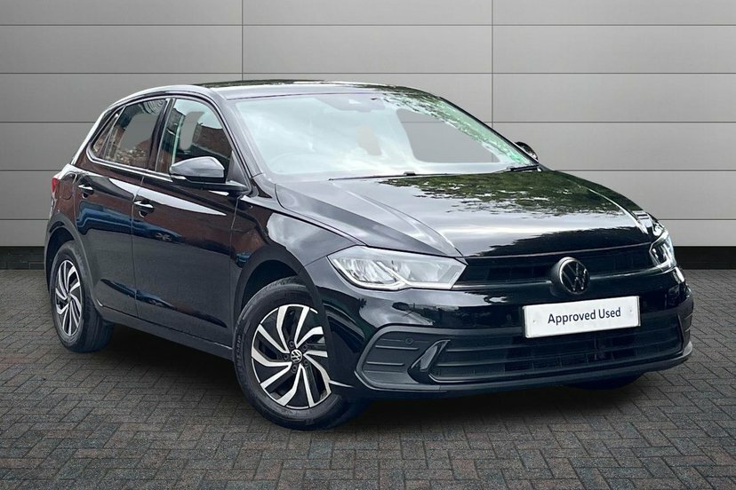 Volkswagen Polo 1.0 Tsi Life Hatchback 95 Ps Black
