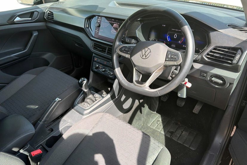 Volkswagen T-Cross 1.0 Tsi Se Suv 95 Ps EF23VFX Black #6