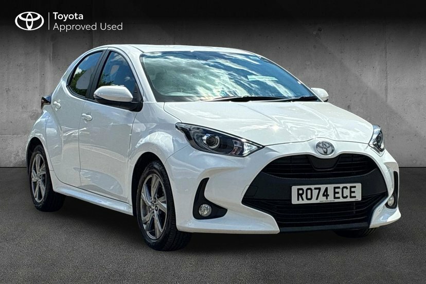 Toyota Yaris 1.5 Vvt-h Icon Hatchback Hybrid E-cvt White
