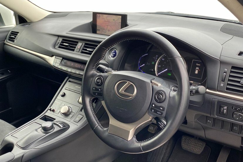 Lexus CT 1.8 200H Hatchback Hybrid E-cvt 136 Ps White #6