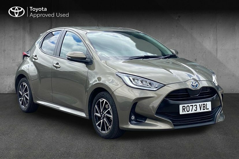 Toyota Yaris 1.5 Vvt-h Design Hatchback Hybrid E-cvt Brown