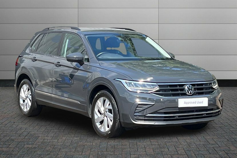 Volkswagen Tiguan 1.5 Tsi Life Suv 150 Ps Grey