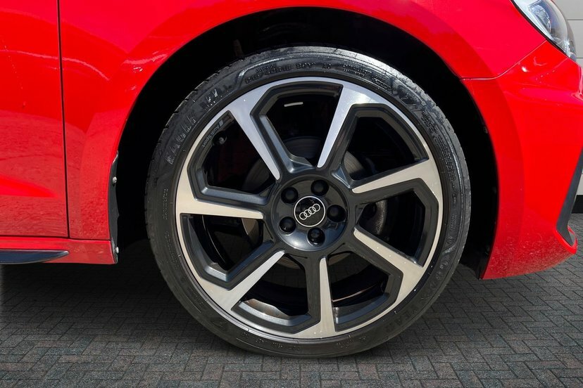 Audi A1 1.0 Tfsi 30 Black Edition Sportback Man EP21GZL Red #5