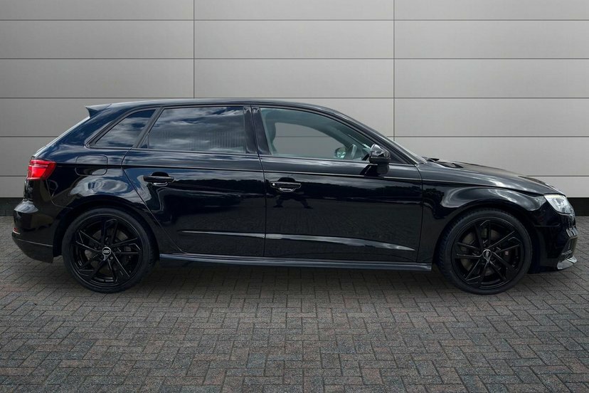 Audi S3 2.0 Tfsi Black Edition Sportback S Tron Black #4
