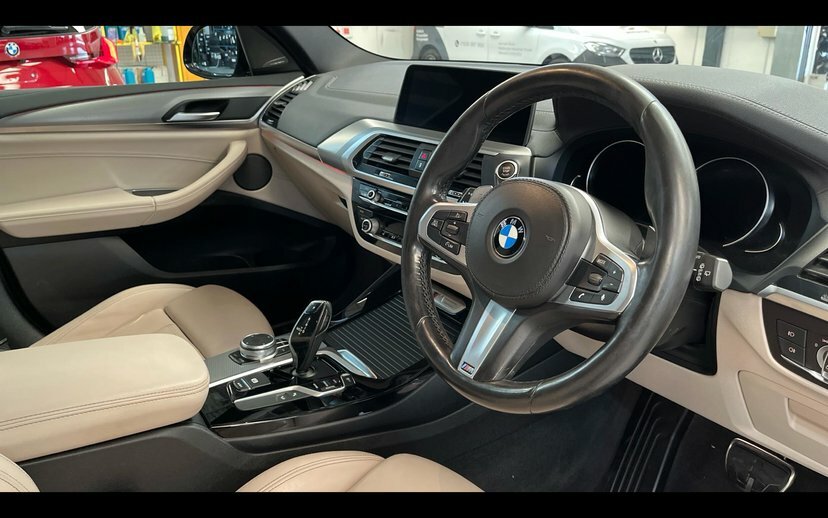 BMW X3 X3 M40d WM68SNN Black #6