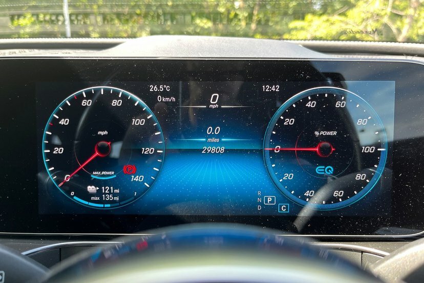 Mercedes-Benz EQC Eqc 400 80Kwh Amg Line Premium Plus Suv Elec Red #6