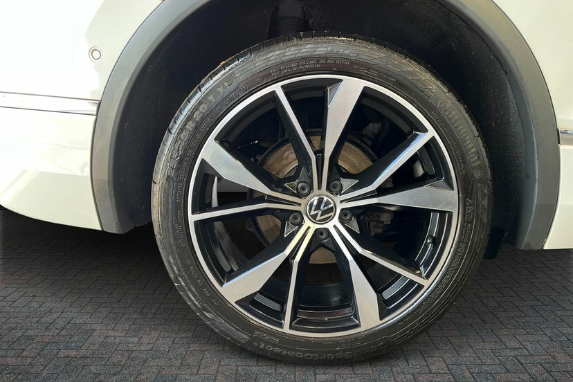 Volkswagen Tiguan Allspace 1.5 Tsi R-line Suv Dsg 150 Ps GL22YRC White #5