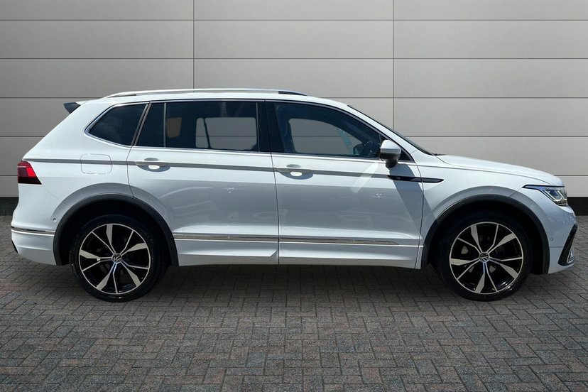 Volkswagen Tiguan Allspace 1.5 Tsi R-line Suv Dsg 150 Ps GL22YRC White #4