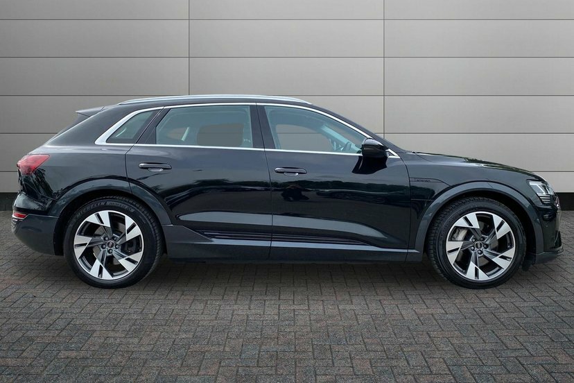 Audi Q8 e tron 50 Sport Suv Quattro 95Kwh 11Kw Black #4
