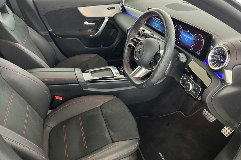 Mercedes-Benz CLA Class Cla 220D Amg Line Executive Shooting Brake KP75TXT Black #5