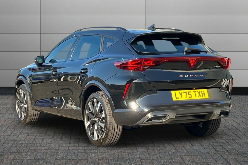 Cupra Formentor 1.5 Etsi V2 Suv Hybrid Dsg 150 Ps Black #3